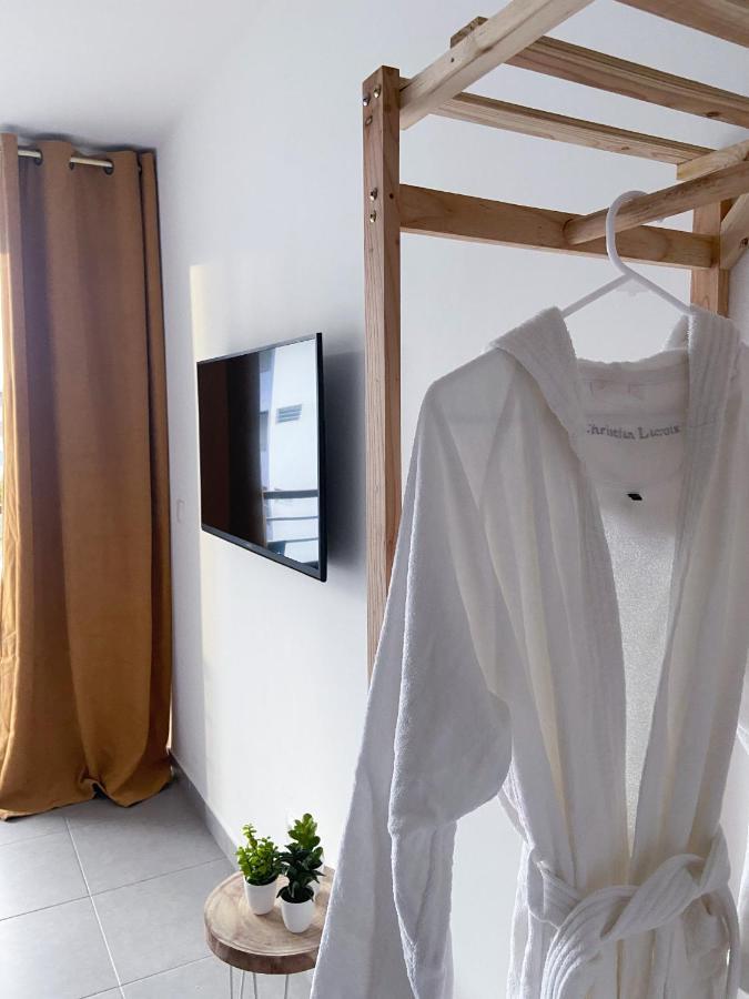 Un Palmier Dans La Chambre, Studio De Standing 카옌 외부 사진